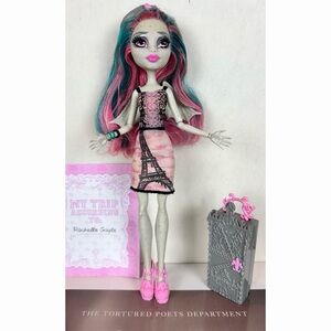 Monster High Rochelle Goyle Scaris Doll